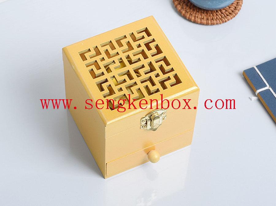 Wooden Box Packaging With Hollow Lid