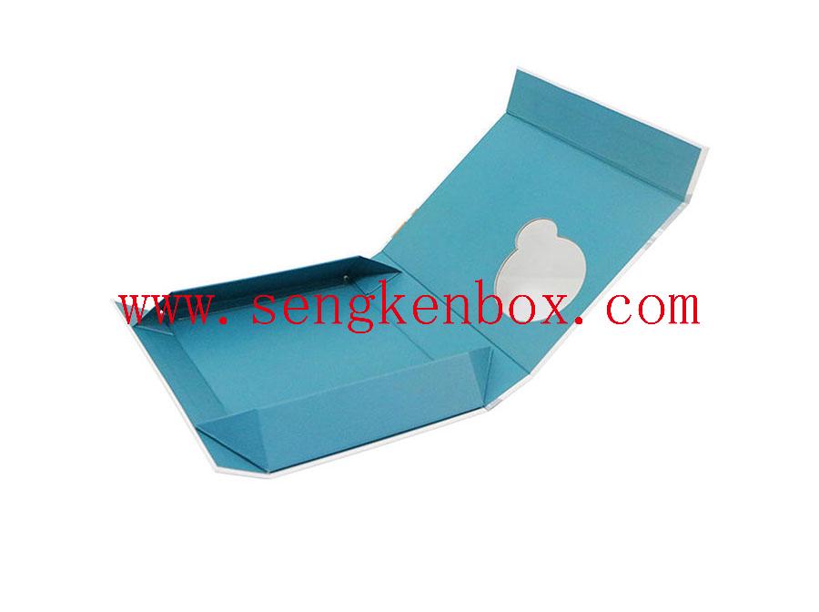 Caixa de presente de papel com design personalizado