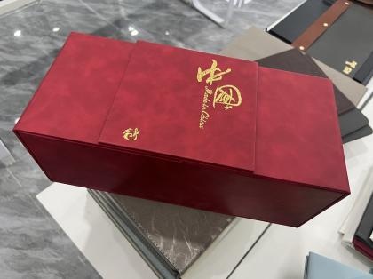 OEM e ODM Leather Handle Magnetic Snack Flip Lid Box Leather Box Printing para venda